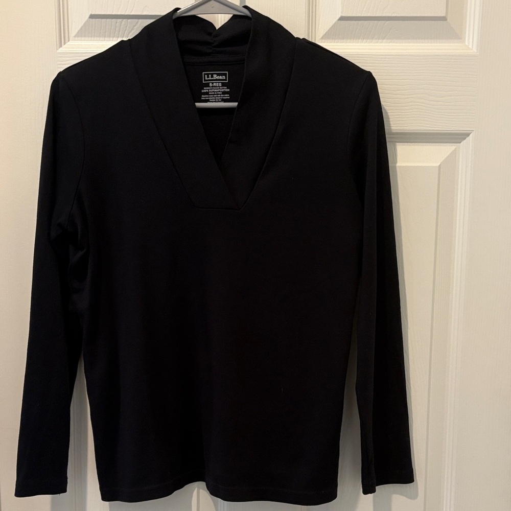 L.L. Bean Classic Black V-Neck Long Sleeve